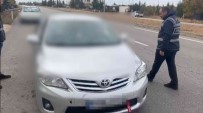 Gaziantep'te Bir Otomobilden 6 Kaçak Göçmen Çikti