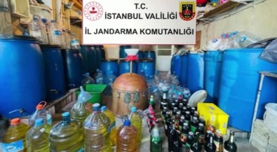 Istanbul'da Jandarmadan Sahte Alkol Operasyonu