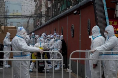 Ülkede hayat durdu! Art arda üçüncü gün vaka rekoru