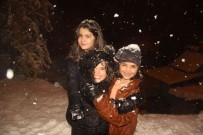 Hakkari'de 45 Köy, 110 Mezra Yolu Ulasima Kapandi