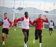 Sivasspor'un Antalya Kampi Sürüyor