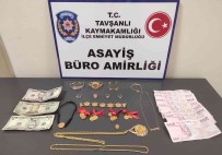 Tavsanli'da Evden Ziynet Esyasi Çalan 3 Süpheli Yakalandi