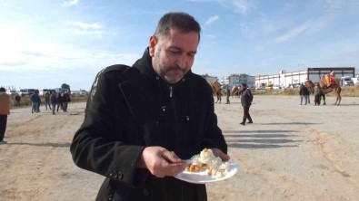 Balikesir'de Develer Için Havut Hayri Yapildi