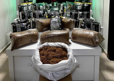 Kaçak Malzemelerle Yakalanan 4 Süpheli Gözaltina Alindi