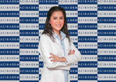 'Saç Dökülmesine Karsi Parabensiz, Sülfatsiz Sampuan Kullanin'