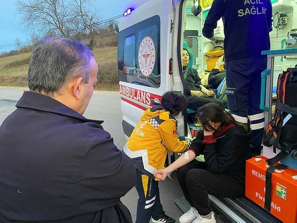 Bartın'da yolcu otobüsü devrildi: 39 yaralı
