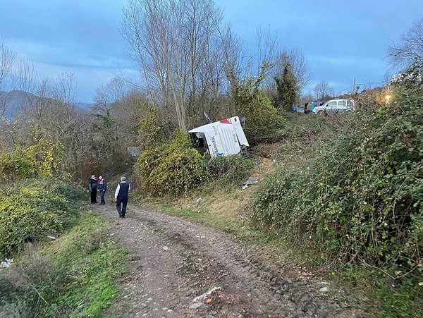 Bartın'da yolcu otobüsü devrildi: 39 yaralı