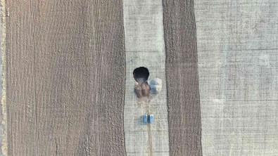 15 Metre Ile Obrugun Içerisine Düsmekten Kurtuldu