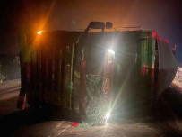 Kamyonun Devrilmesi Sonucu Sürücü Yaralandi