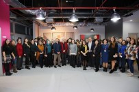 Küçükçekmece'de Güzel Sanatlar Akademisi Ögrencileri'nden 'Gelenek' Resim Sergisi