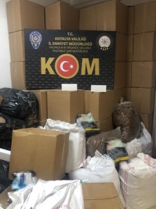 Antalya'da Kaçak Tütün Satanlara Büyük Darbe