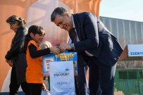 Esenyurt'ta Lösemili Çocuklara Moral Etkinligi