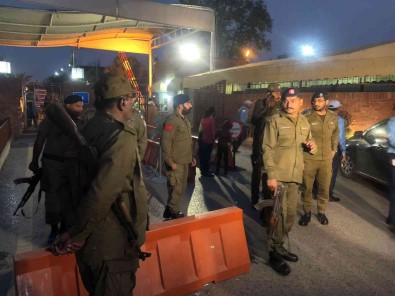 Eski Pakistan Basbakani Khan'a Suikast Girisimi