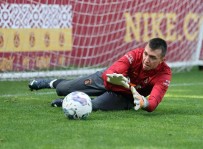 Galatasaray, Besiktas Derbisi Hazirliklarina Devam Etti