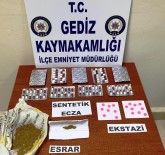 Gediz'de Uyusturucu Operasyonunda 5 Gözalti