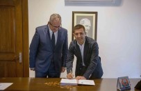 Kusadasi Belediyesi Ile Ilçe Milli Egitim Müdürlügü Arasinda Egitim Protokolü Imzalandi
