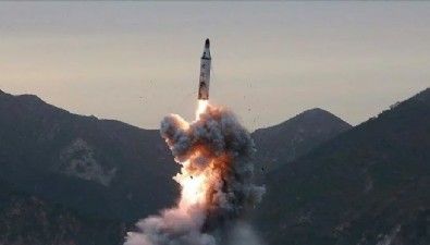 Kuzey Kore'den yeni füze denemeleri: Japonya'dan açıklama geldi