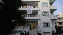 Marmaris'te Apart Sahibinin Kiracilarini Çikarmak Için Suyu Kestirdigi Iddiasi