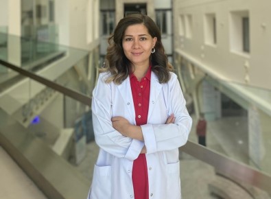 Vücuda Tam Oturmayan Kiyafetler Skolyoz Belirtisi Olabilir