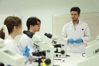 BARÜ'lü Ögrencilerin Sanayiye Yönelik 5 Arastirma Projesi Desteklendi