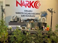 Ev Degil, Uyusturucu Serasi