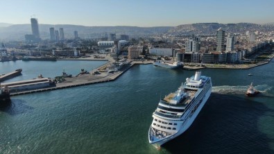 Izmir'in Kruvaziyer Hevesi Kursakta Kaldi