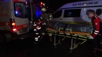 Kartal'da Kamyonet Servis Minibüsüyle Çarpisti Açiklamasi 1 Ölü, 2 Yarali