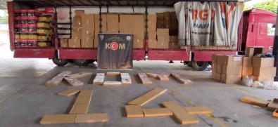 Koliler Içerisine Gizlenmis 7 Milyon 645 Bin Kaçak Sigara Ele Geçirildi