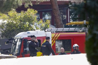 Ukrayna'nin Madrid Büyükelçiligi'ne Bombali Zarf Gönderildi Açiklamasi 1 Yarali