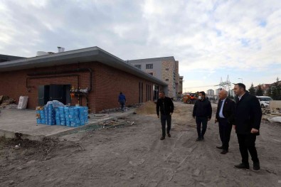 Yenimahalle'nin 5'Inci Havuzu Açiliyor