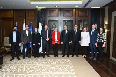 6 Asirlik Ulu Cami Gelecege Güvenle Tasinacak