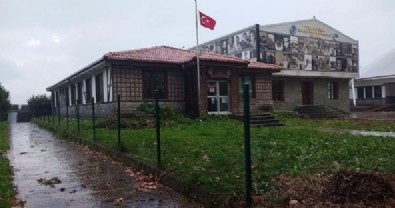 CHP’li belediyenin Kur’an Kursu’nu tahliye işlemi durduruldu! Mahkemeden ders niteliğinde karar!