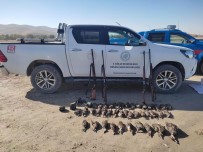 42 Su Kusunu Vuran 5 Kaçak Avci Yakalandi