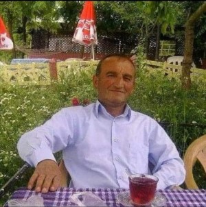 Devrilen Traktörün Altinda Kalan Vatandas Öldü