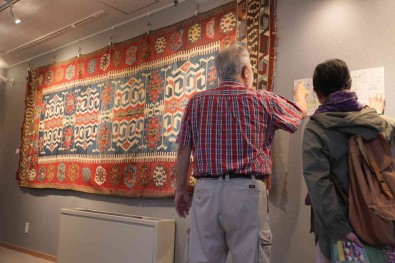 Japon Koleksiyoner Topladigi El Isi Türk Kilimleriyle Tokyo'da Sergi Açti