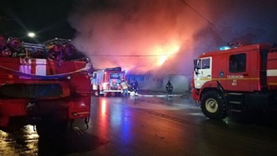Rusya'da kafe yangını! 15 kişi hayatını kaybetti!
