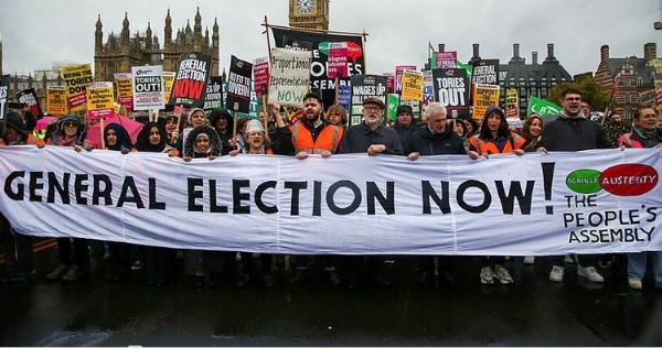 İngiltere'de hayat pahalılığı protestosu! Rishi Sunak'ı istifaya çağırdılar
