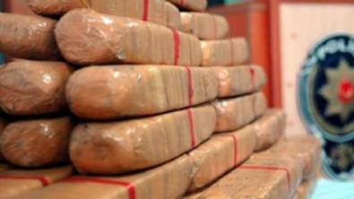 Hatay'da 19 bin 740 adet captagon ve 17 kilo takoz esrar ele geçirildi