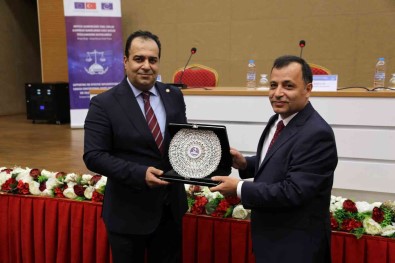 AYM Baskani Arslan Açiklamasi '2022 Yilindaki 95 Bin Basvurunun Yüzde 80'I Vekiller Araciligiyla Yapildi'