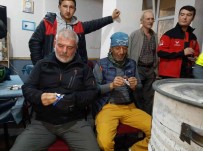 Uludag'da Mahsur Kalan Milli Sporcu Ve Arkadasi 5 Saat Sonra Kurtarildi