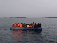Ayvalik Açiklarinda 54 Düzensiz Göçmen Kurtarildi