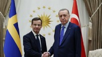 Beklenen görüşme Külliye'de gerçekleşti! Cumhurbaşkanı Erdoğan İsveç Başbakanı Kristersson ile görüştü!