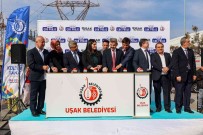 Usak Belediyesi'nden Bir Günde Iki Açilis Bir Temel Atma Bir Tanitim Programi