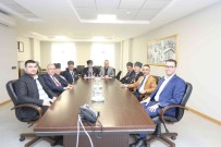 Adapazari Belediyesi'nden Gaziler Dernegine Minibüs