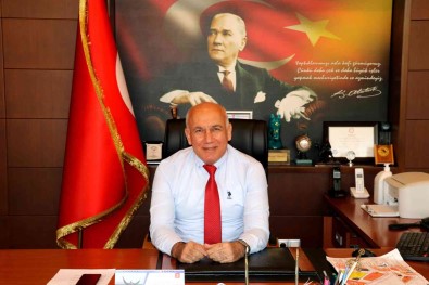 Baskan Tuncel'in 10 Kasim Mesaji