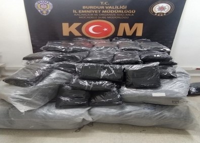 Burdur Emniyetinden Kaçakçilik Operasyonu