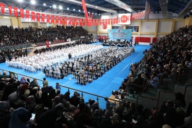 Düzce'de 497 Hafiz Dualarla Icazet Belgelerini Aldi