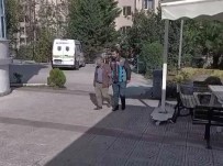 Esenyurt'ta Müsterisinin Saçini Çekip Döven Taksici Yakalandi