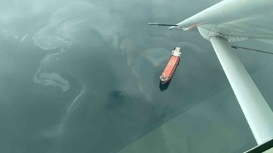 Izmit Körfezi'ni Kirleten Gemiye 4 Milyonluk Ceza