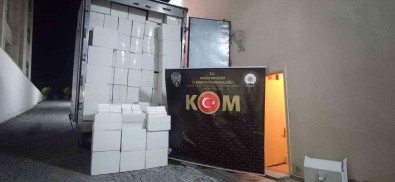 Nigde'de 5 Milyon 500 Bin Makaron Ele Geçirildi